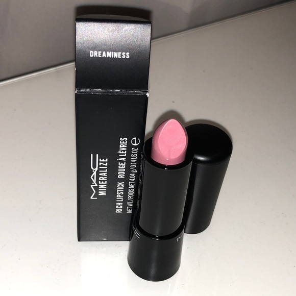 mac mineralize rich lipstick